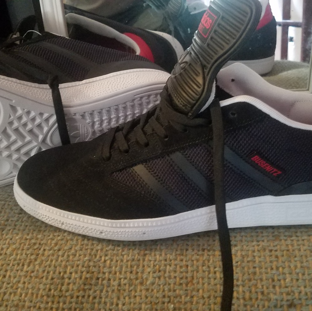 Adidas bausenitz